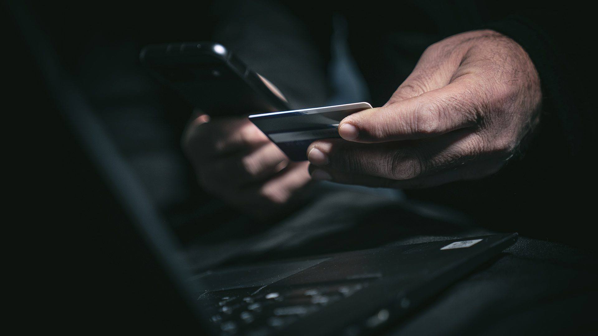 Kur një SMS zbraz llogarinë