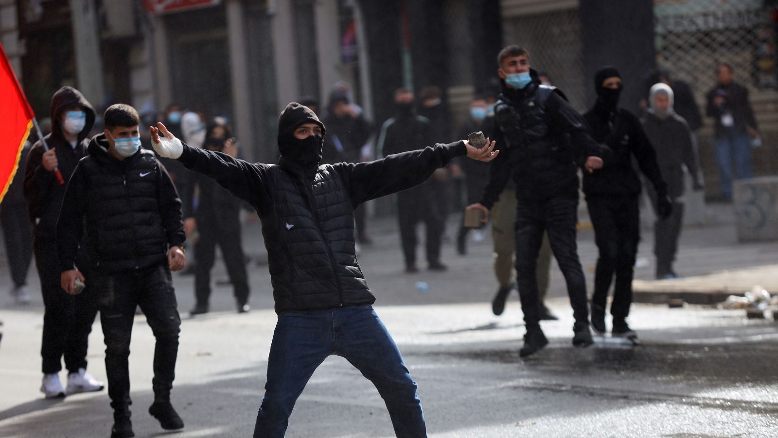 Protestë përtej mureve të universiteteve